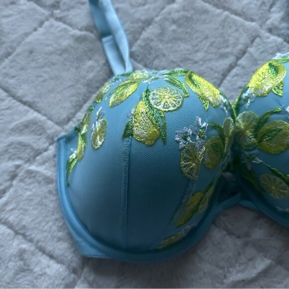 Victoria's Secret | Dream Angels Lemon Embroidery Lined Demi Bra | Size 34DDD - Picture 5 of 12